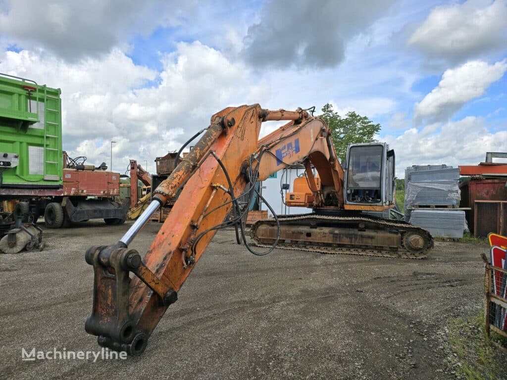 2001 Hitachi EX255 Excavator - Tracked for sale — view 3