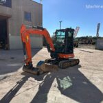2021 Hitachi ZX 33U-6 Excavator - Mini for sale — view 2