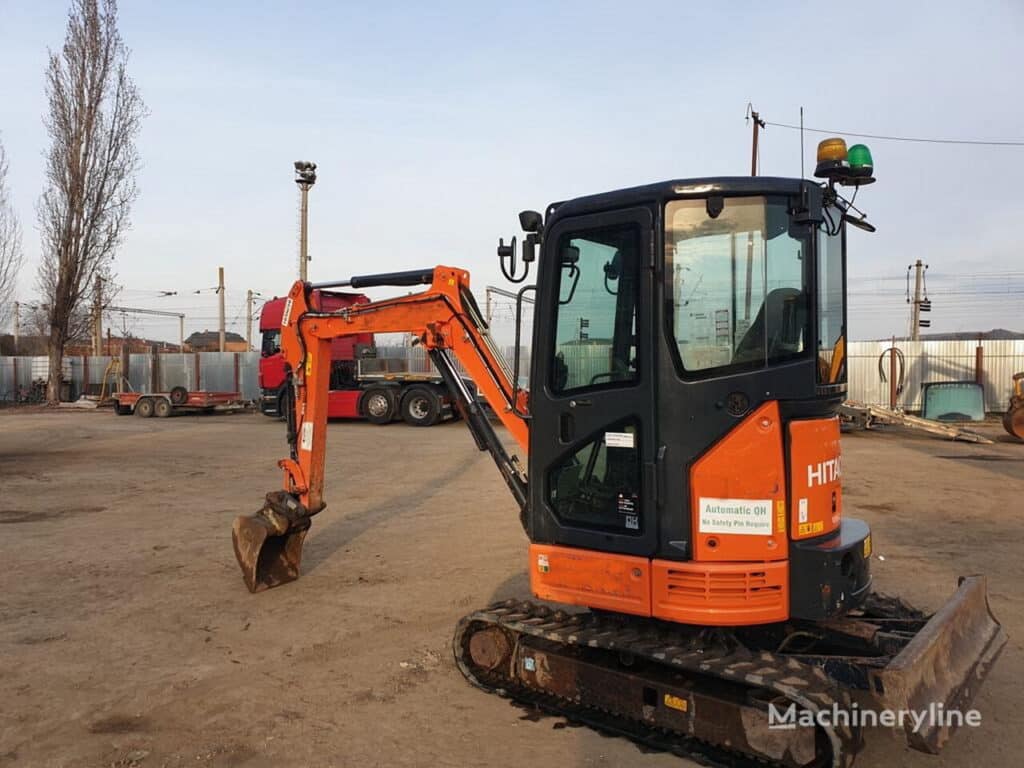 2016 Hitachi ZX26U-5A Excavator - Mini for sale — view 2