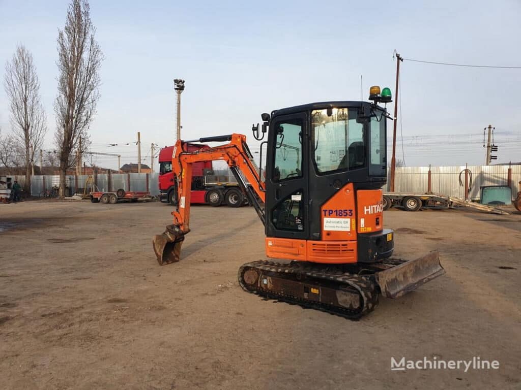 2016 Hitachi ZX26U-5A Excavator - Mini for sale — view 4