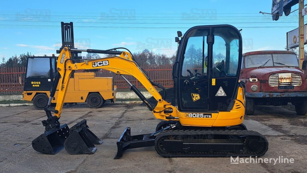2017 JCB 8026 CTS Excavator - Mini for sale — view 2