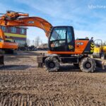 2004 JCB Excavator - Wheel for sale — view 3