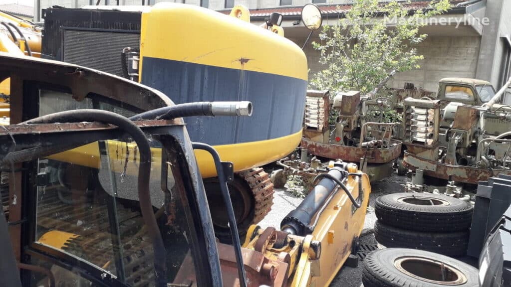 2010 JCB JS290NLC Excavator - Tracked for sale — view 3