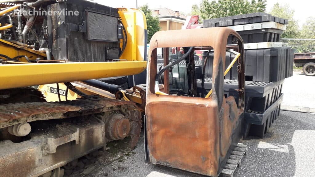 2010 JCB JS290NLC Excavator - Tracked for sale — view 4