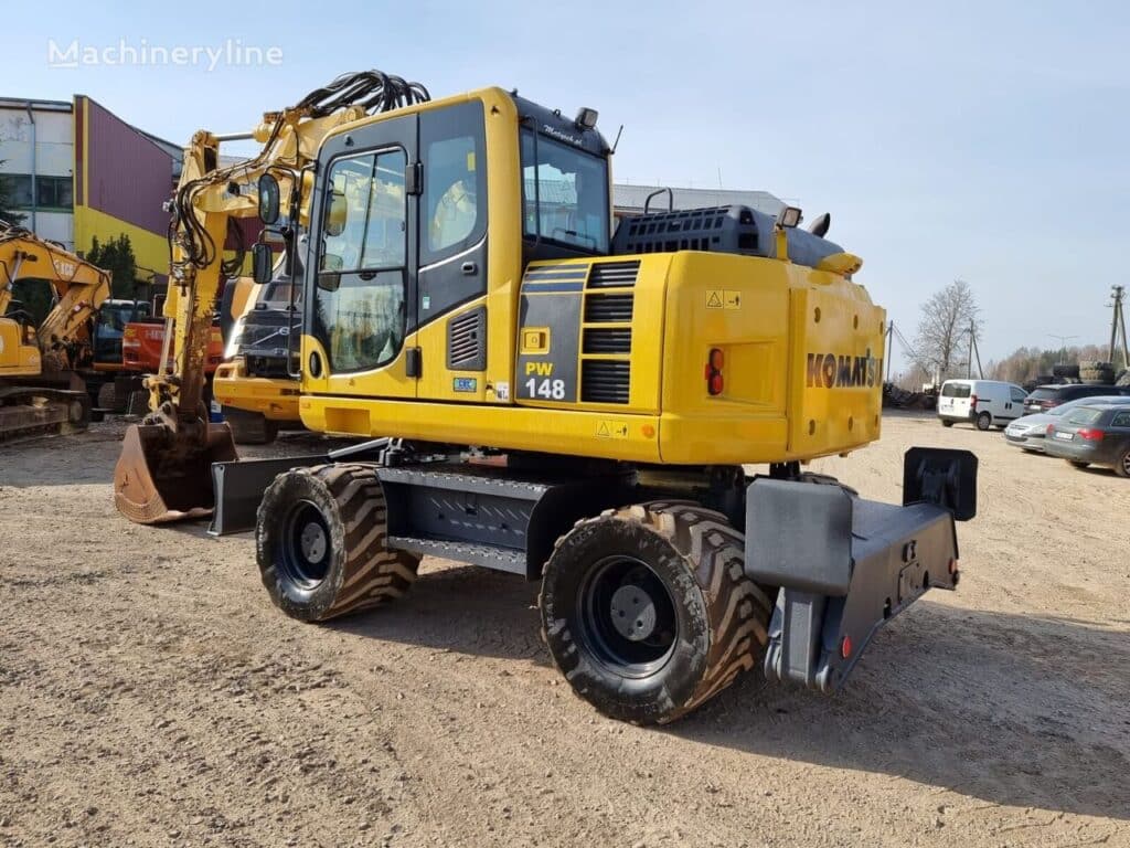 2016 Komatsu PW 148-8 Excavator - Wheel for sale — view 2