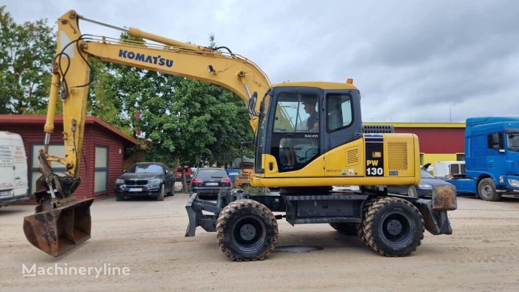 2007 Komatsu Excavator - Wheel for sale — view 3