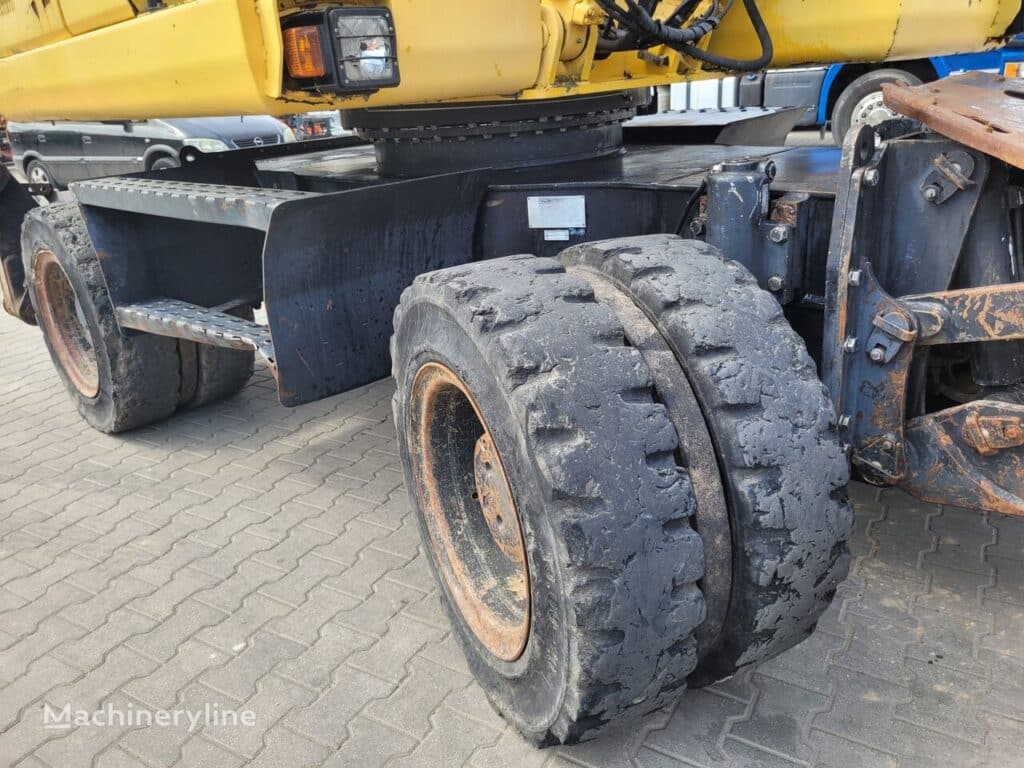 Komatsu Excavator - Wheel for sale — view 3