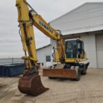 2009 Komatsu PW180 Excavator - Wheel for sale — view 3