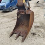 2009 Komatsu PW180 Excavator - Wheel for sale — view 5
