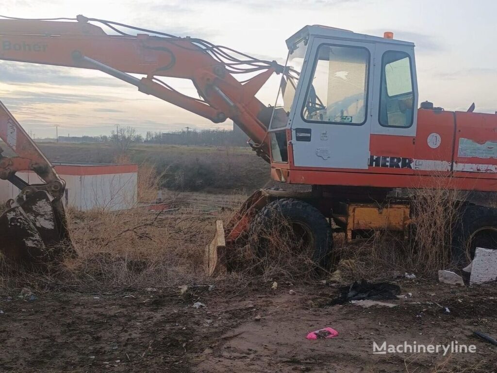 1990 Liebherr Excavator - Wheel for sale