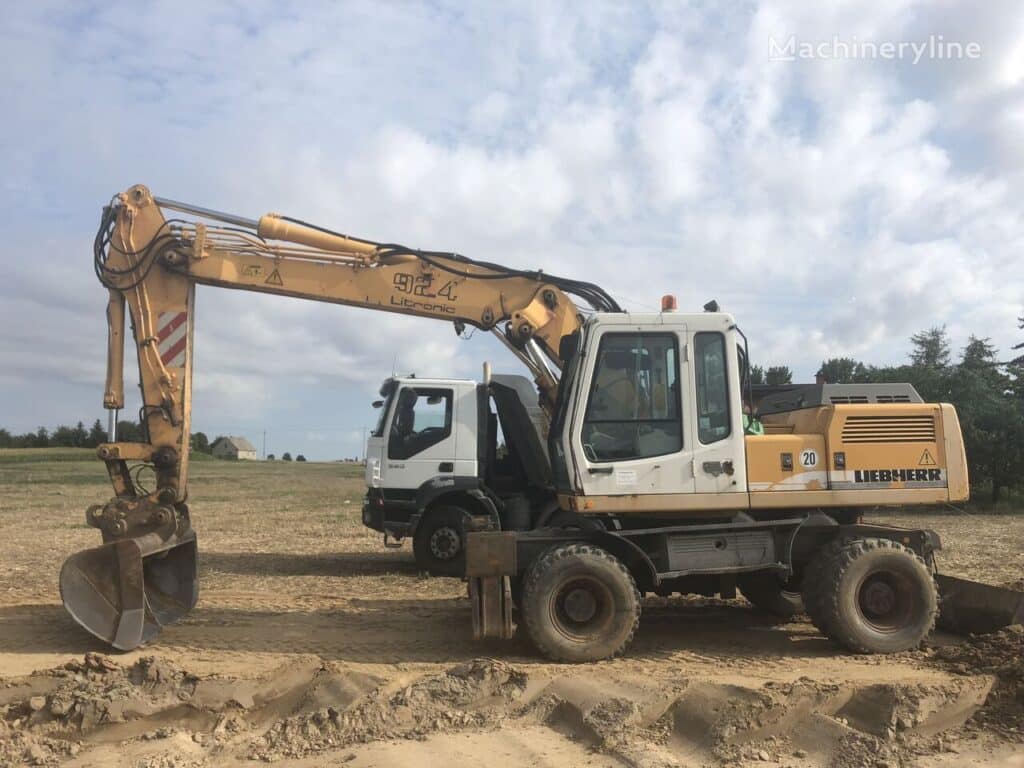 2003 Liebherr Excavator - Wheel for sale