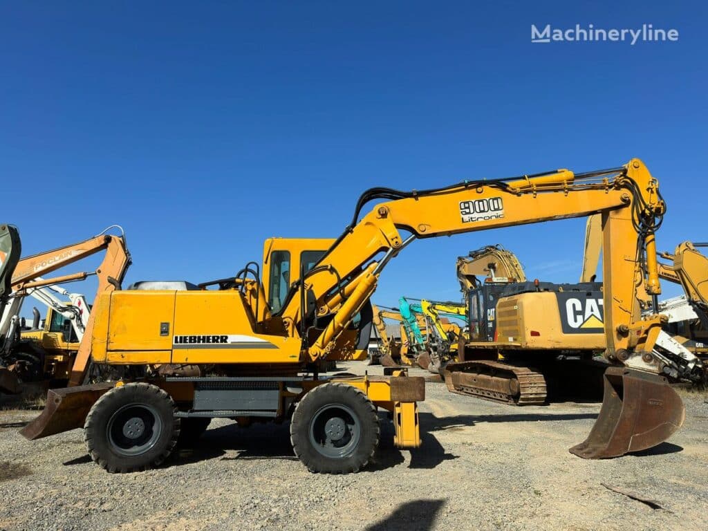 2005 Liebherr Excavator - Wheel for sale — view 3