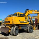 2005 Liebherr Excavator - Wheel for sale — view 4