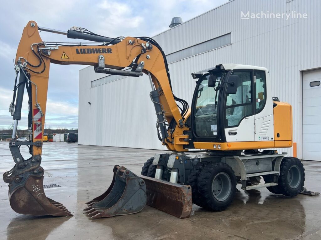 2017 Liebherr A913 Compact Excavator - Wheel for sale