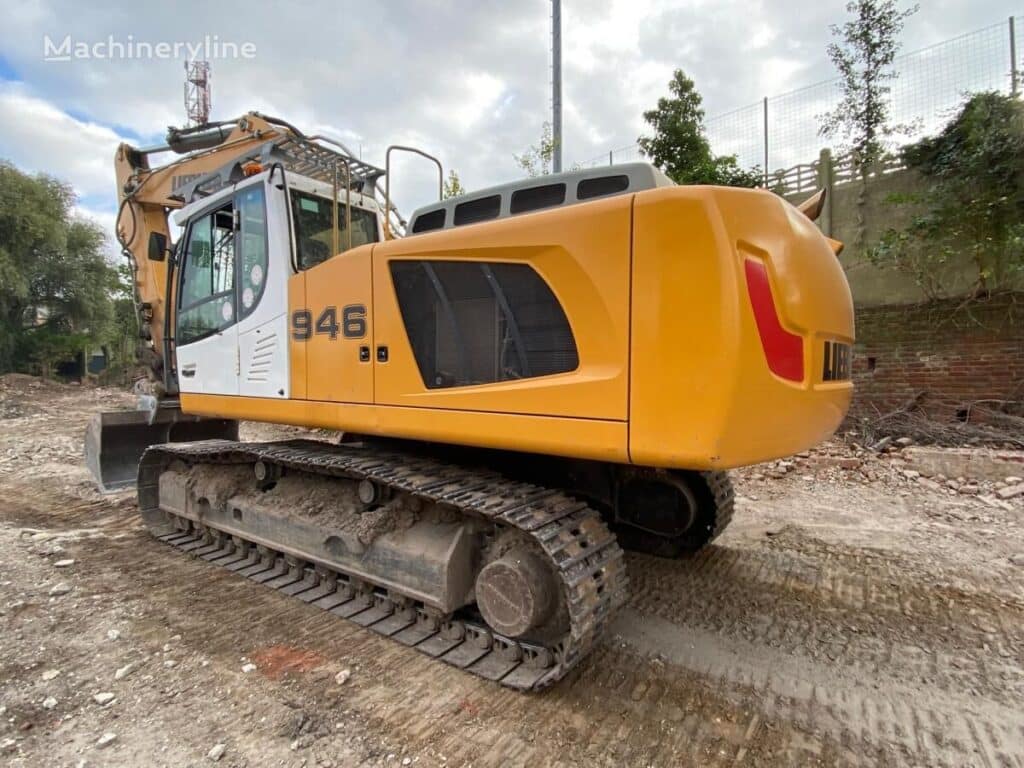 2014 Liebherr R 946 NLC Excavator - Tracked for sale — view 3