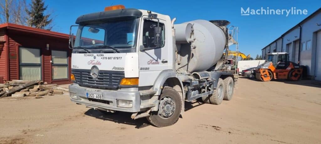 2000 Mercedes-Benz Concrete - Mixer Truck for sale — view 3