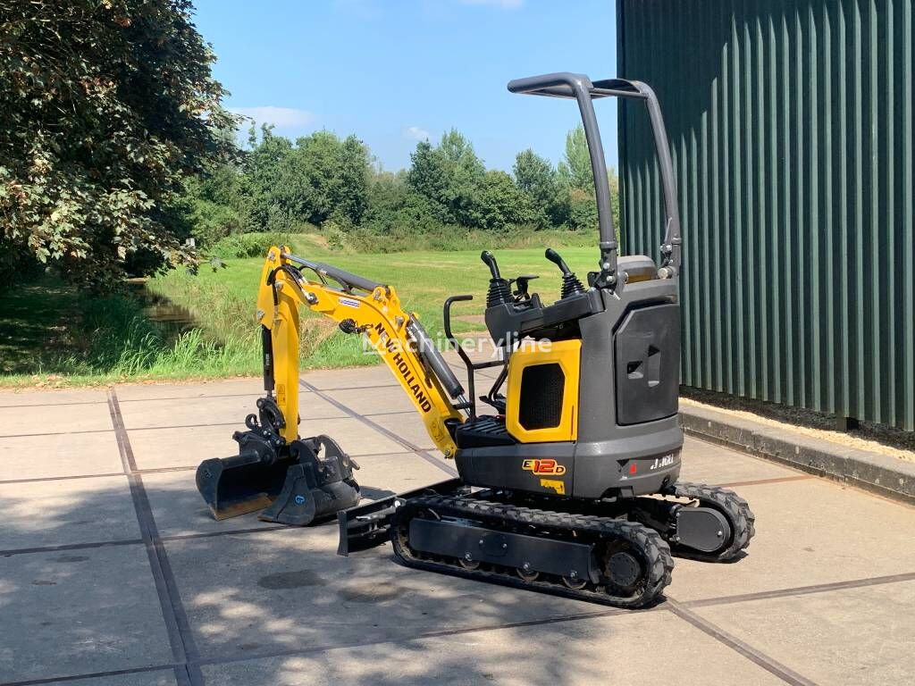 Holland Excavator - Mini for sale — view 3