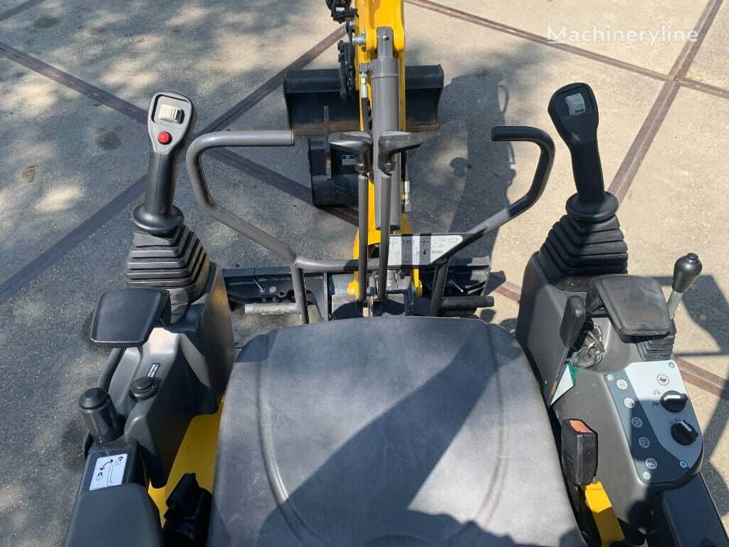 Holland Excavator - Mini for sale — view 5