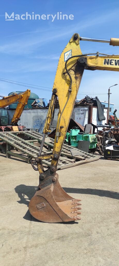 2006 New Holland Excavator - Mini for sale — view 3