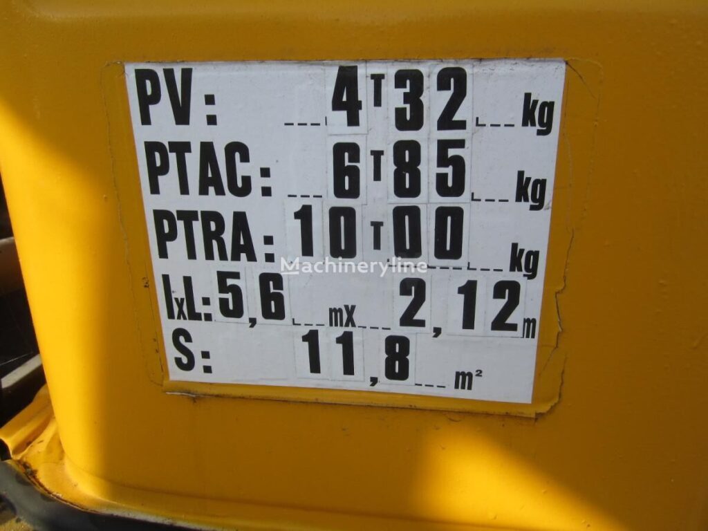 1988 Renault Road - Asphalt Distributor for sale — view 2