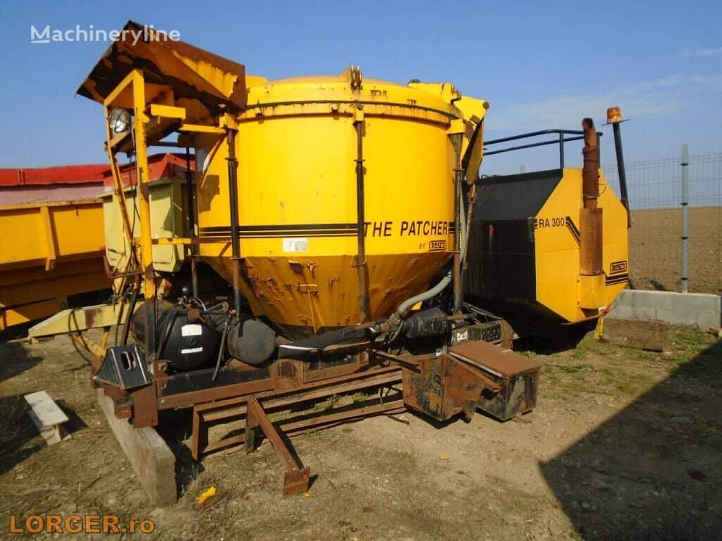 2000 Rosco RA300 Road - Asphalt Distributor for sale