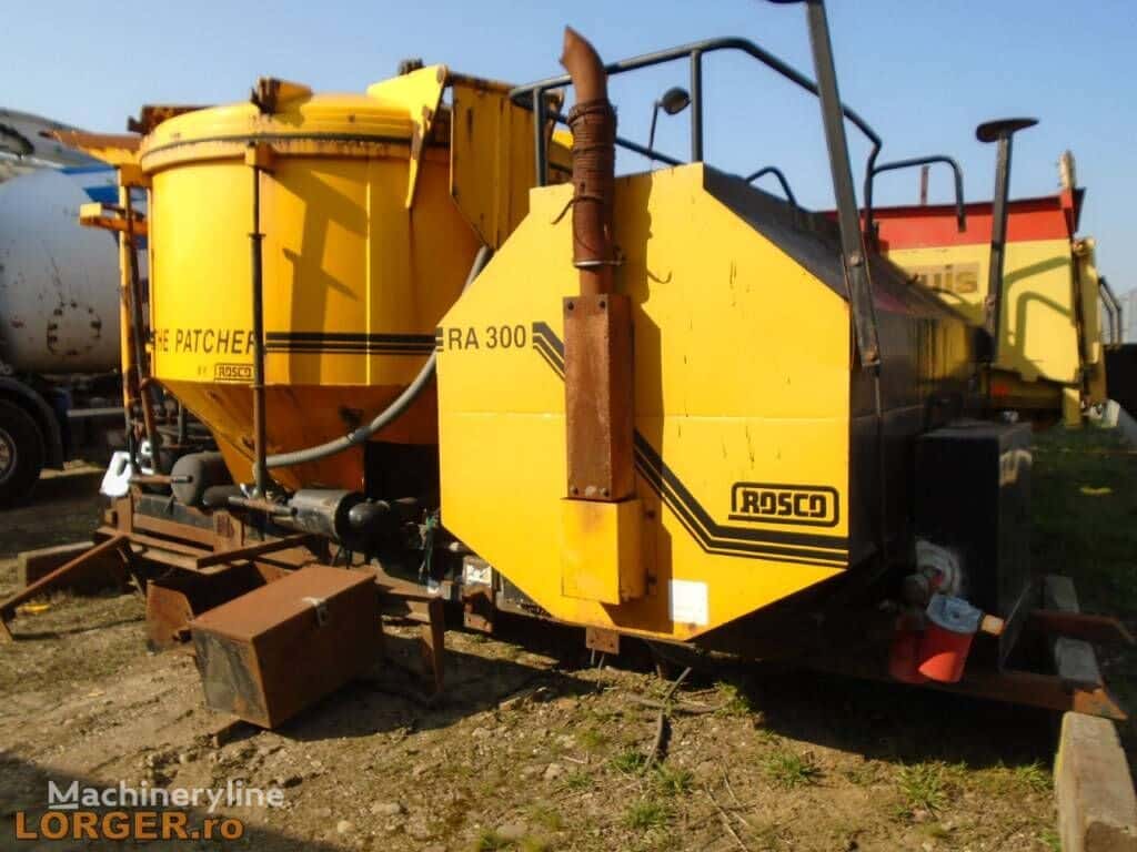 2000 Rosco RA300 Road - Asphalt Distributor for sale — view 2