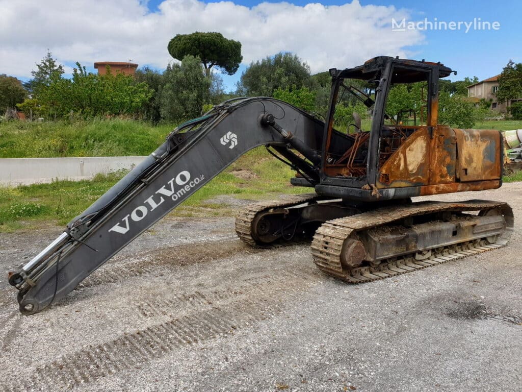 2002 Volvo Excavator - Tracked for sale — view 2