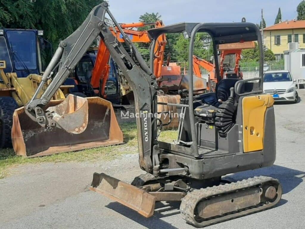 2013 Volvo Excavator - Mini for sale — view 4