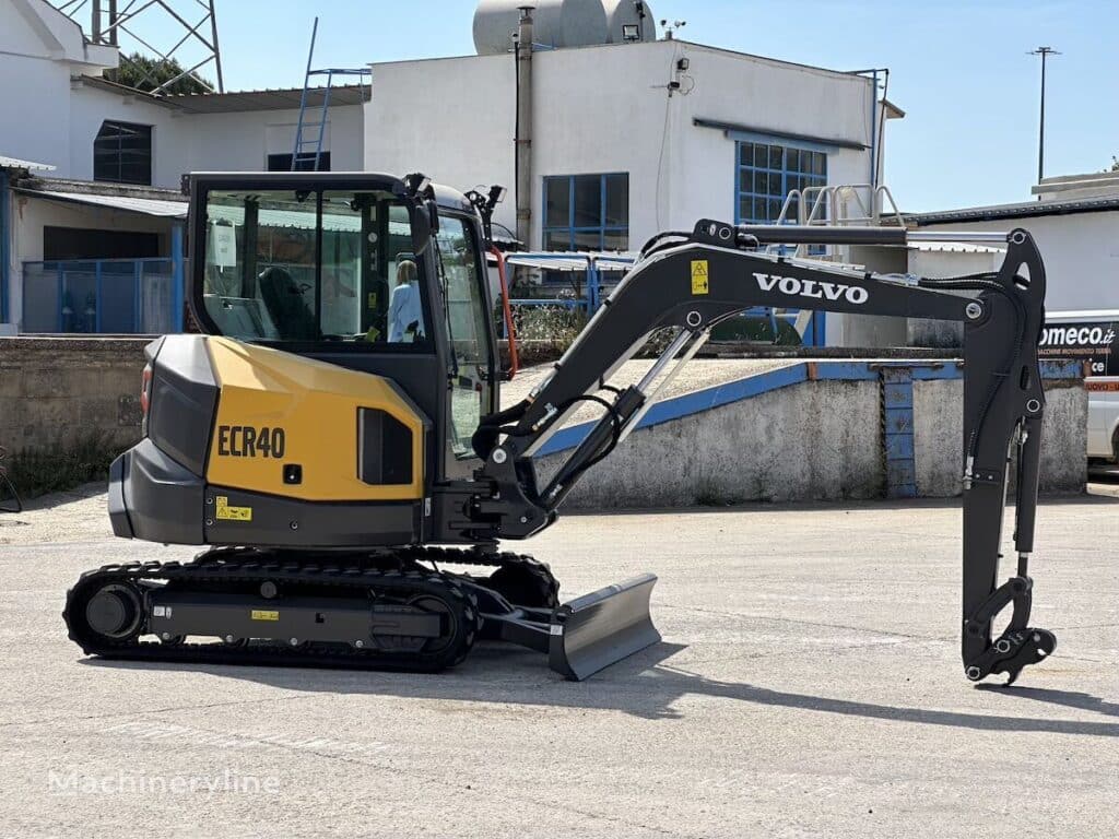 2024 Volvo Excavator - Mini for sale — view 2