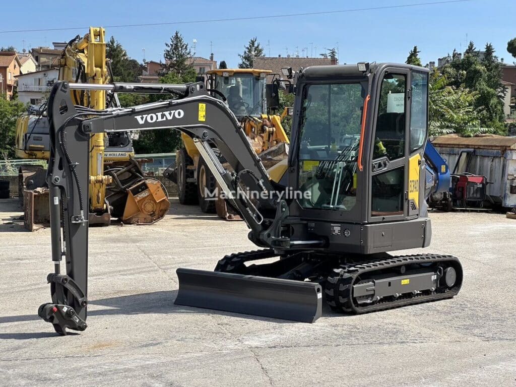 2024 Volvo Excavator - Mini for sale — view 3
