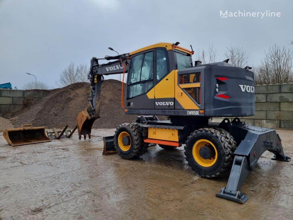 2016 Volvo Excavator - Wheel for sale