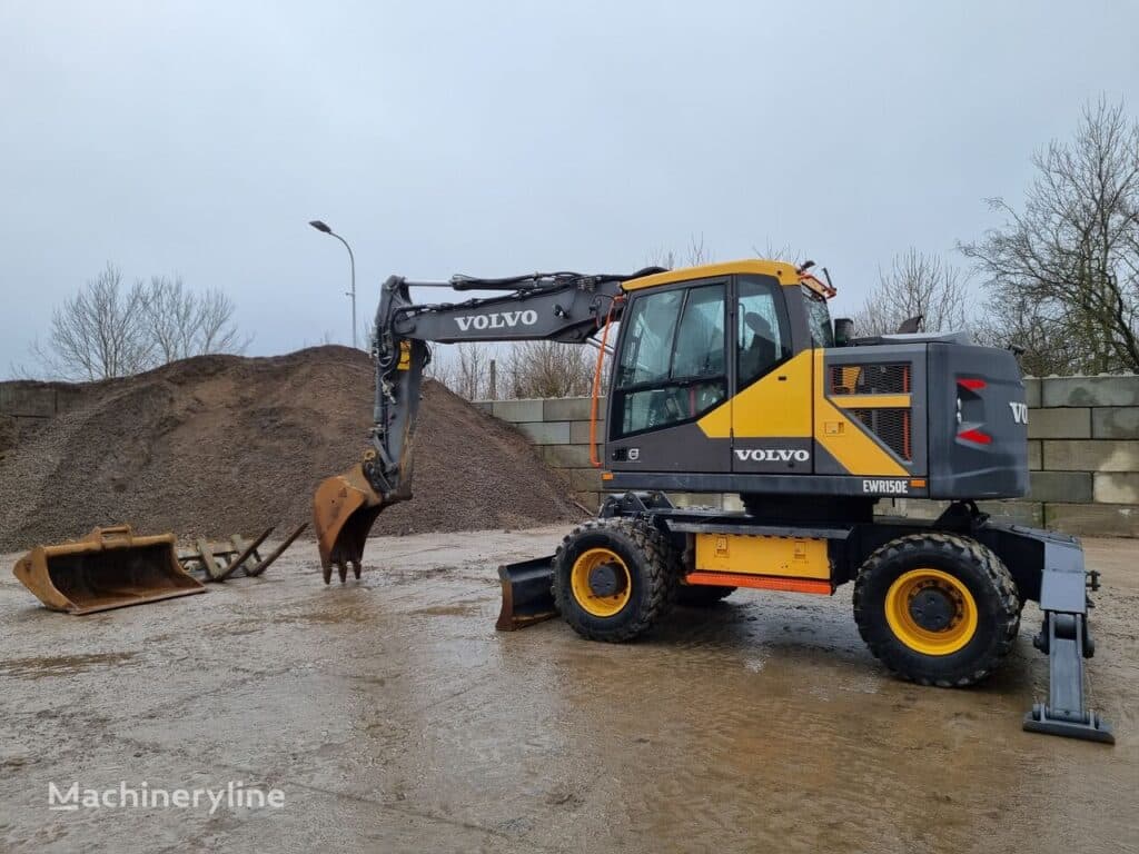 2016 Volvo Excavator - Wheel for sale — view 4
