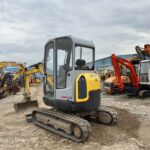 2009 Wacker Neuson 28Z3 RD Excavator - Mini for sale — view 2