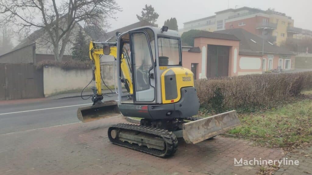 Wacker Neuson EZ 38 VDS Excavator - Mini for sale — view 4