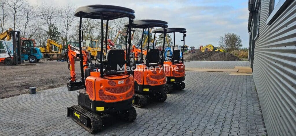 Wolf DPC HT 12 G Powered BY Kubota Mini Excavator for sale — view 3