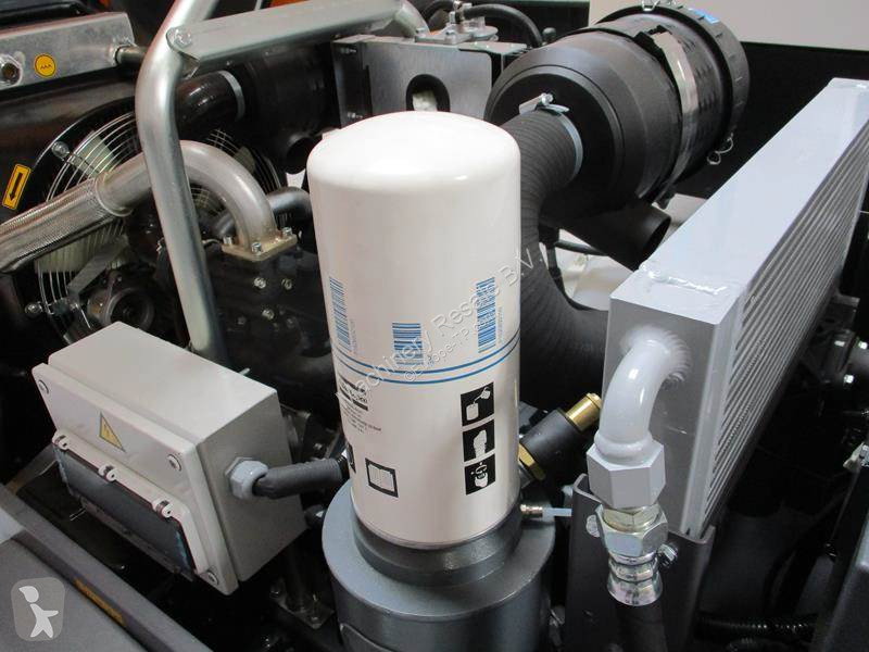 Atlas Copco XAS 68 KD G12 Compressor - Mobile for sale — view 4