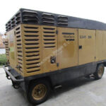 2002 Atlas Copco XAHS 306 MD Compressor - Mobile for sale — view 2