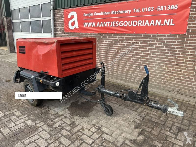 2010 Atlas Loader - Wheeled for sale — view 2