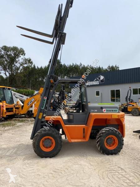 2005 Ausa Rough Terrain Forklift for sale — view 2