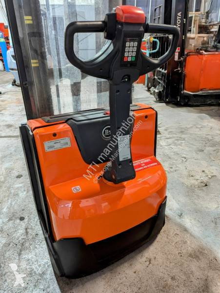 2014 BT SWE120 Pedestrian Stacker for sale