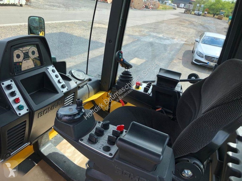 2021 Bomag AP-4V Road - Compactor - Drum for sale — view 4