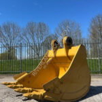 2024 Caterpillar 324 CAT Attachment - Bucket for sale — view 5