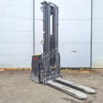2018 Caterpillar NSP16N2 Pedestrian Stacker for sale — view 3