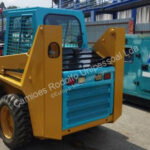 2010 Gehl Loader - Mini for sale — view 2