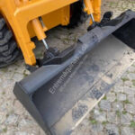 2004 Hyundai HSL610 Loader - Mini for sale — view 4