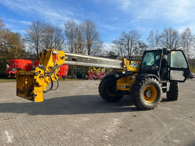 2016 JCB 560-80 Agri SU Telehandler for sale — view 3