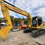 2019 Komatsu PC220 Excavator - Crawler for sale — view 4
