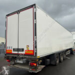 Lamberet Carrier Vector Refrigerated Truck for sale — view 4