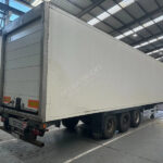 Lamberet Refrigerated Truck for sale — view 4