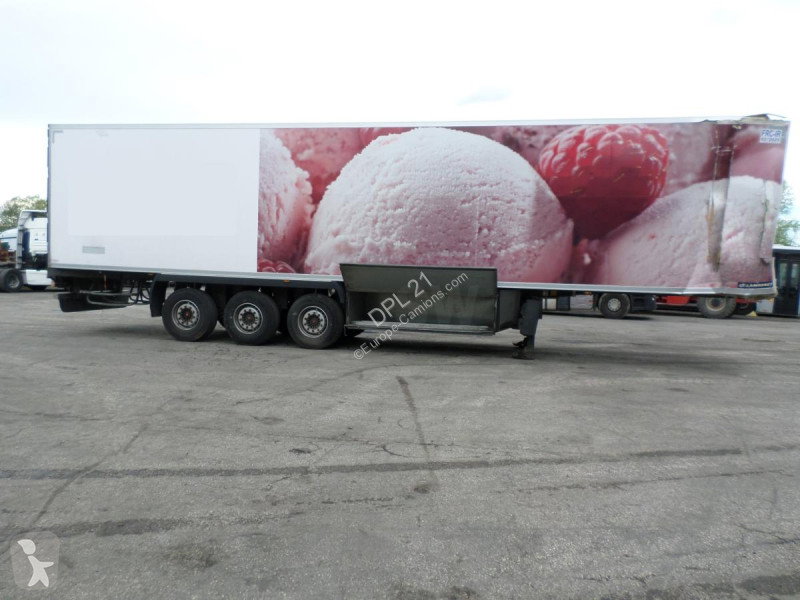 Lamberet SR2 Refrigerated Truck for sale — view 4
